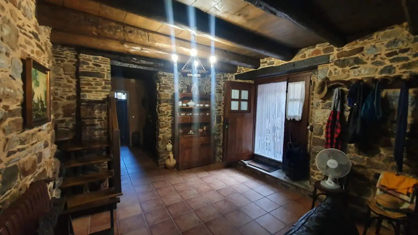 Finca rústica en venda a Camino Iglesia, 3, Carucedo