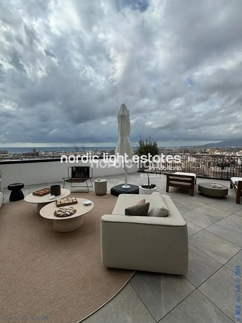 Terrasse von Wohnung zum Verkauf in Málaga mit Klimaanlage, Terrasse und Schwimmbad