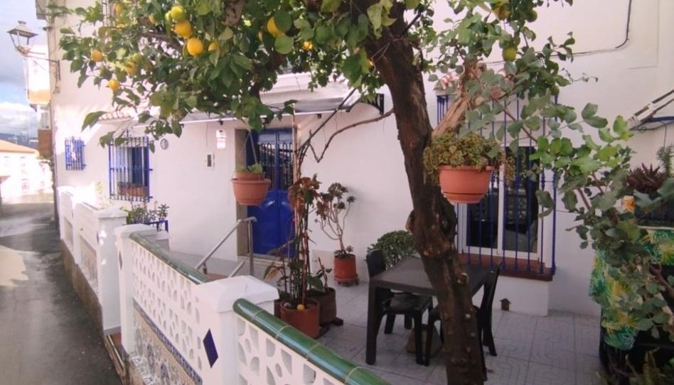 Photo 1 of Country house to rent in Solidaridad, Benamocarra, Málaga