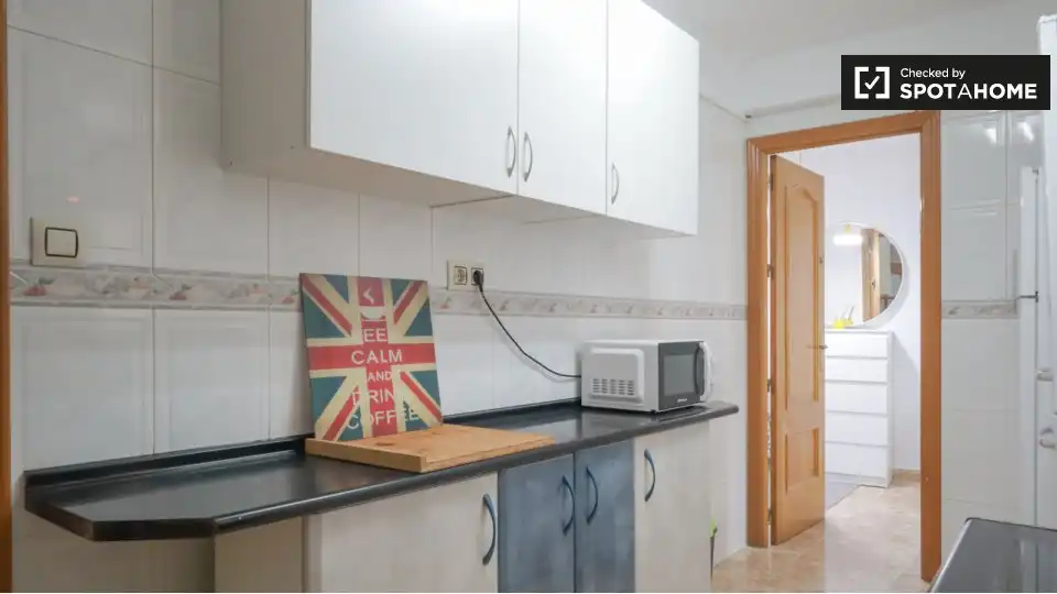 Kitchen of Flat for rent in Madrid  with Air Conditioner, Heating and Furnished