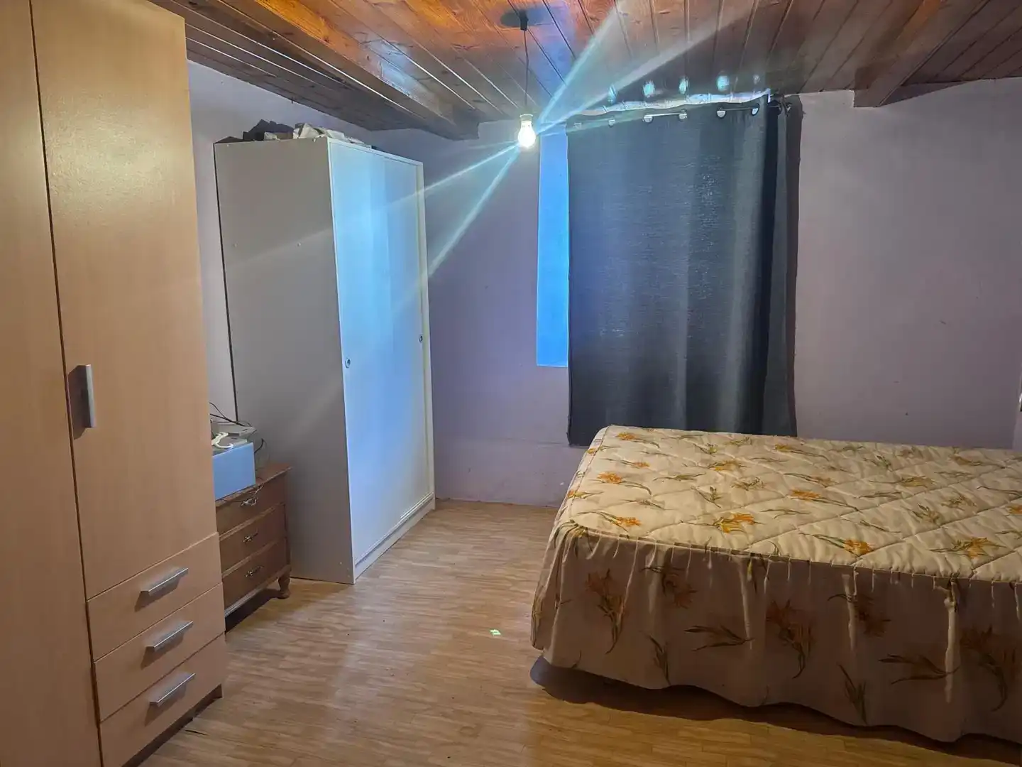 Dormitori de Casa adosada en venda en As Nogais  amb Jardí privat, Traster i Moblat