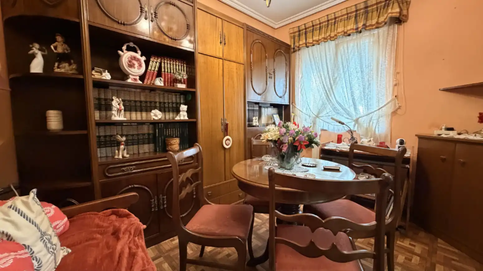 Esszimmer von Wohnung zum Verkauf in Torrelavega  mit Heizung und Möbliert
