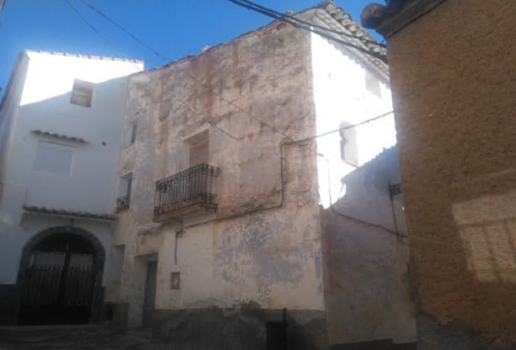 Vista exterior de Casa adosada en venta en Calatayud