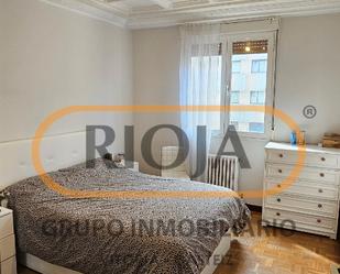 Bedroom of Flat for sale in Vitoria - Gasteiz  with Heating, Parquet flooring and Storage room