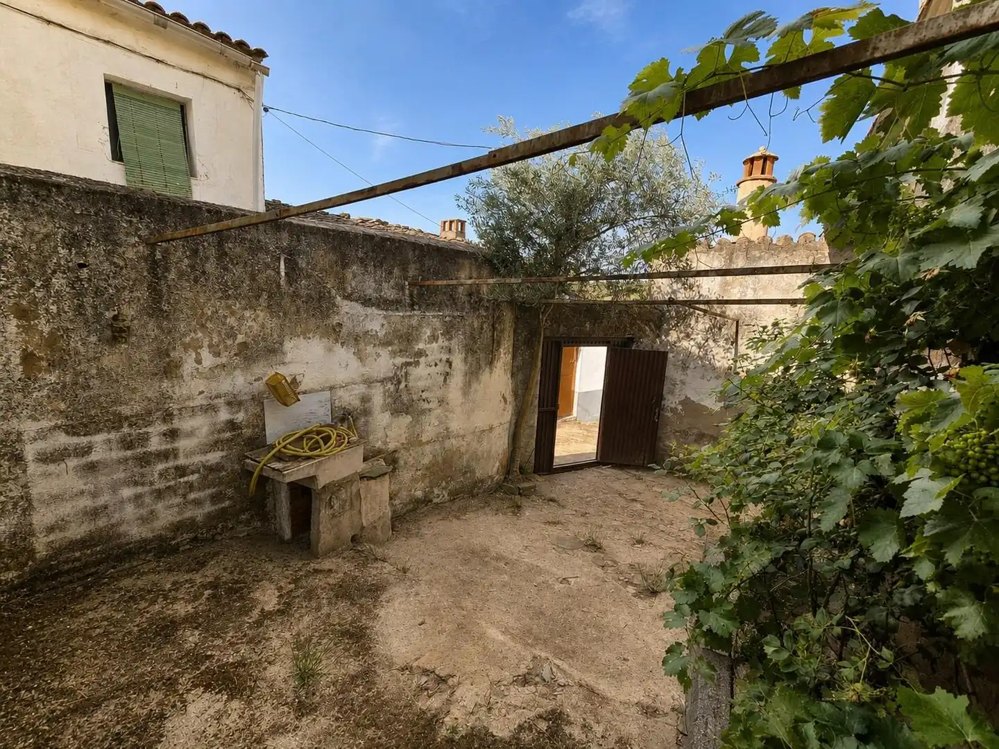 Jardín de Casa o chalet en venta en Casas de Millán con Calefacción, Terraza y Trastero