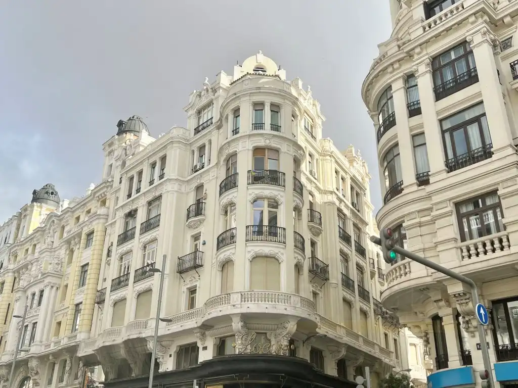 Vista exterior de Local de alquiler en  Madrid Capital con Aire acondicionado