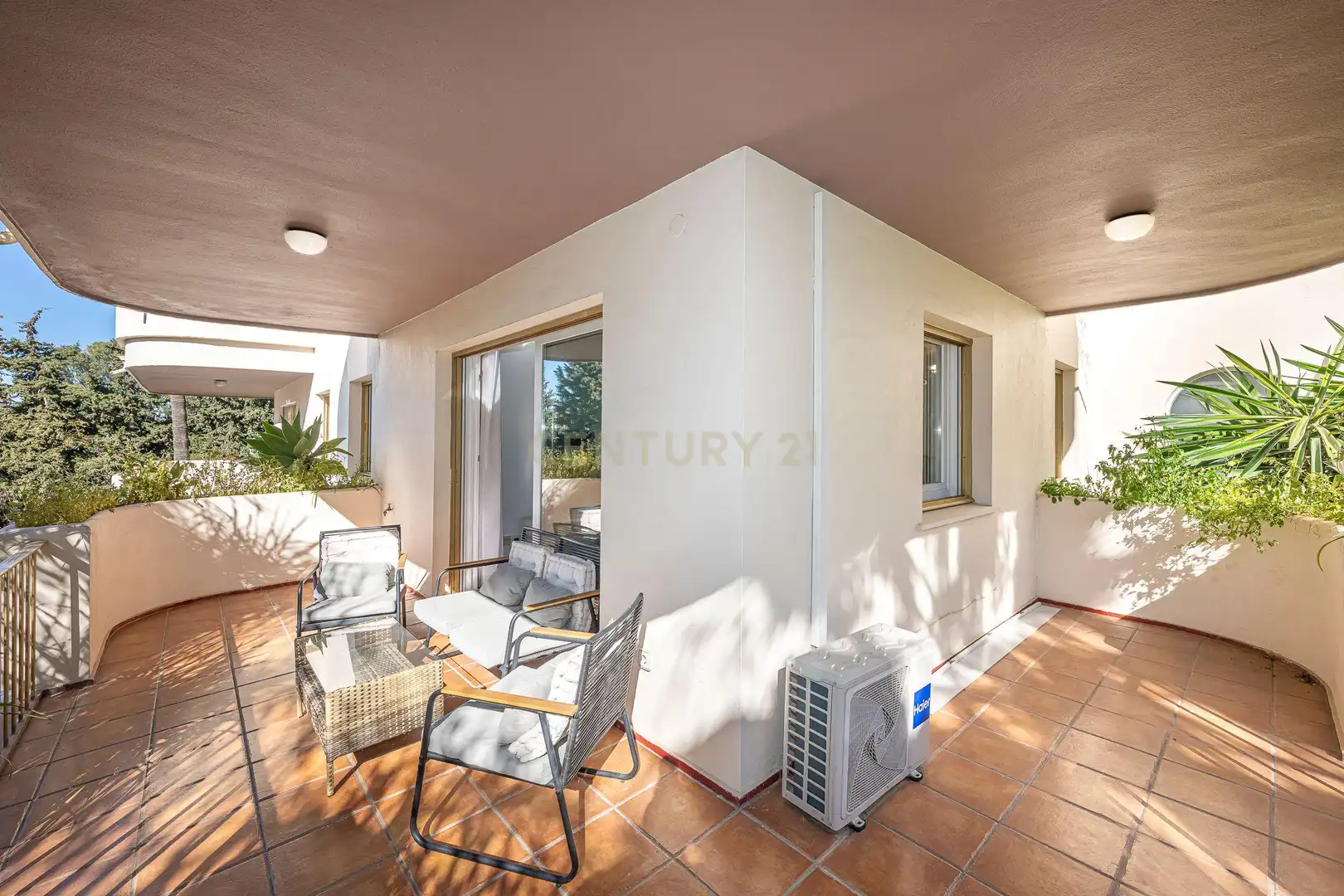 Terraza de Apartamento en venta en Marbella con Aire acondicionado, Trastero y Piscina