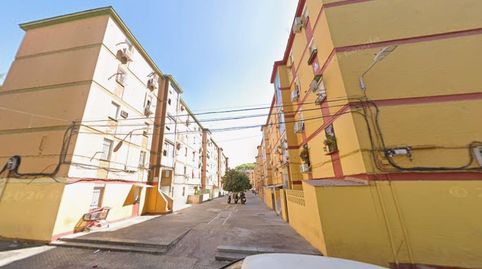 SE VENDE PISO OKUPADO en Calle Lebreles Nº 9 Sevilla Sevilla