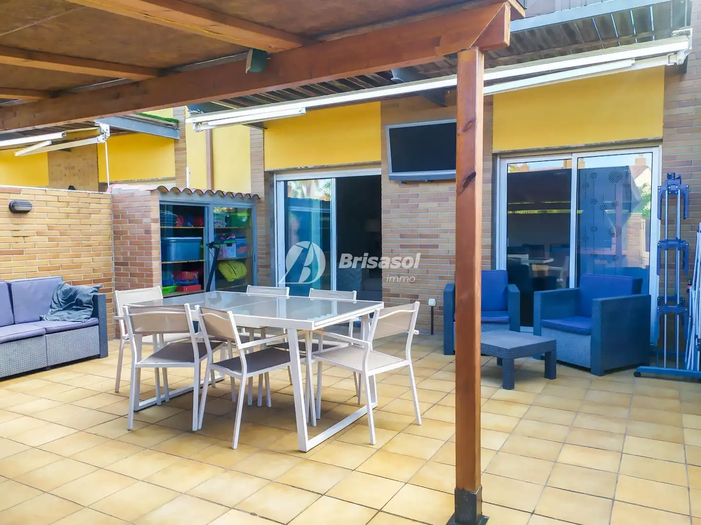 Terraza de Casa adosada en venta en Cambrils con Aire acondicionado, Calefacción y Jardín privado