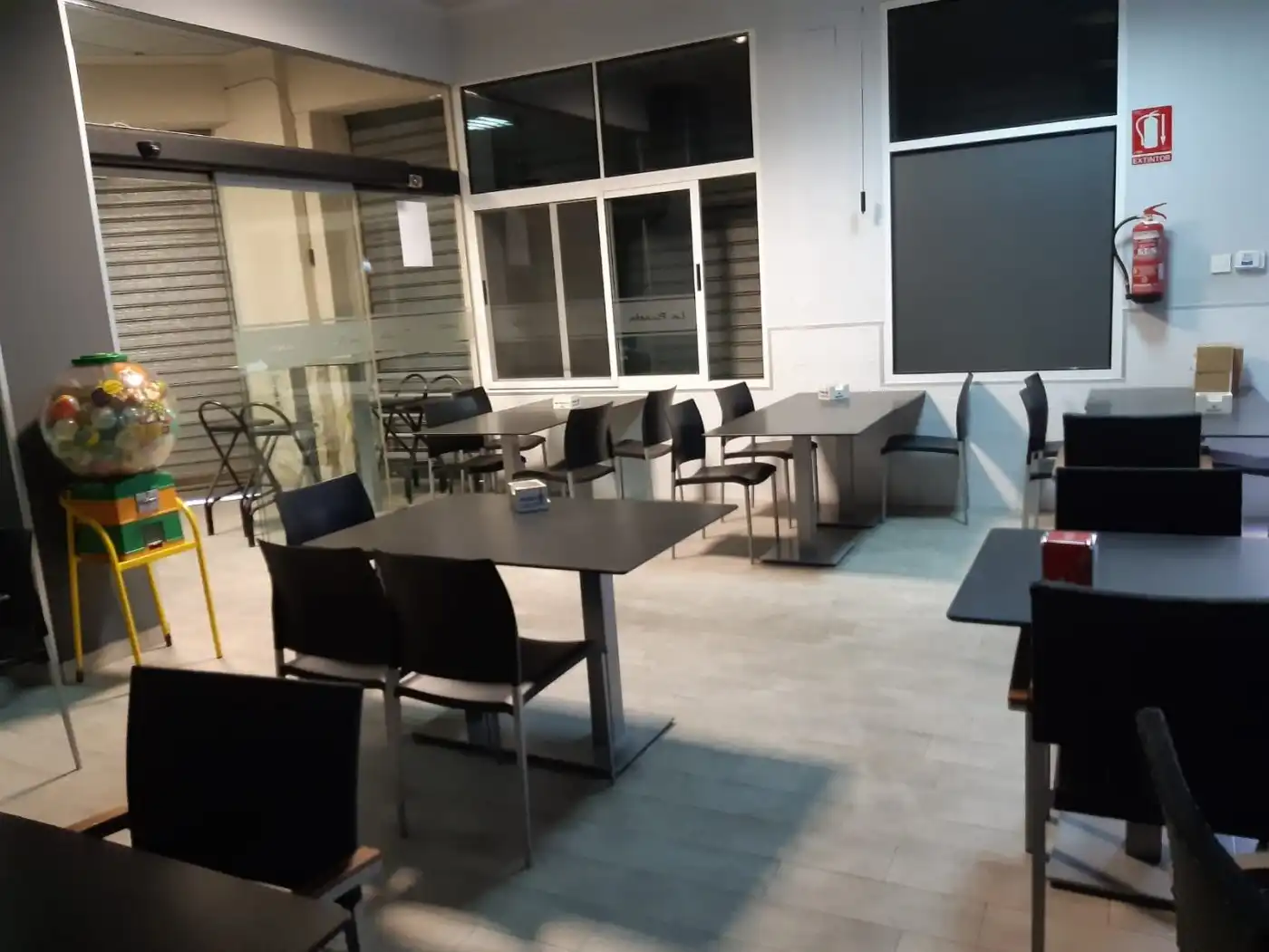 Terraza de Local en traspaso en Novelda con Amueblado