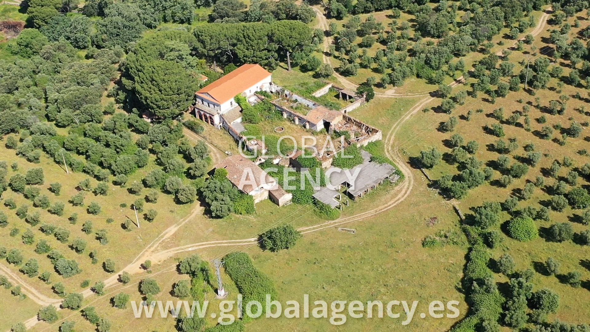 Country house for sale in Plasencia  with Private garden and Alarm