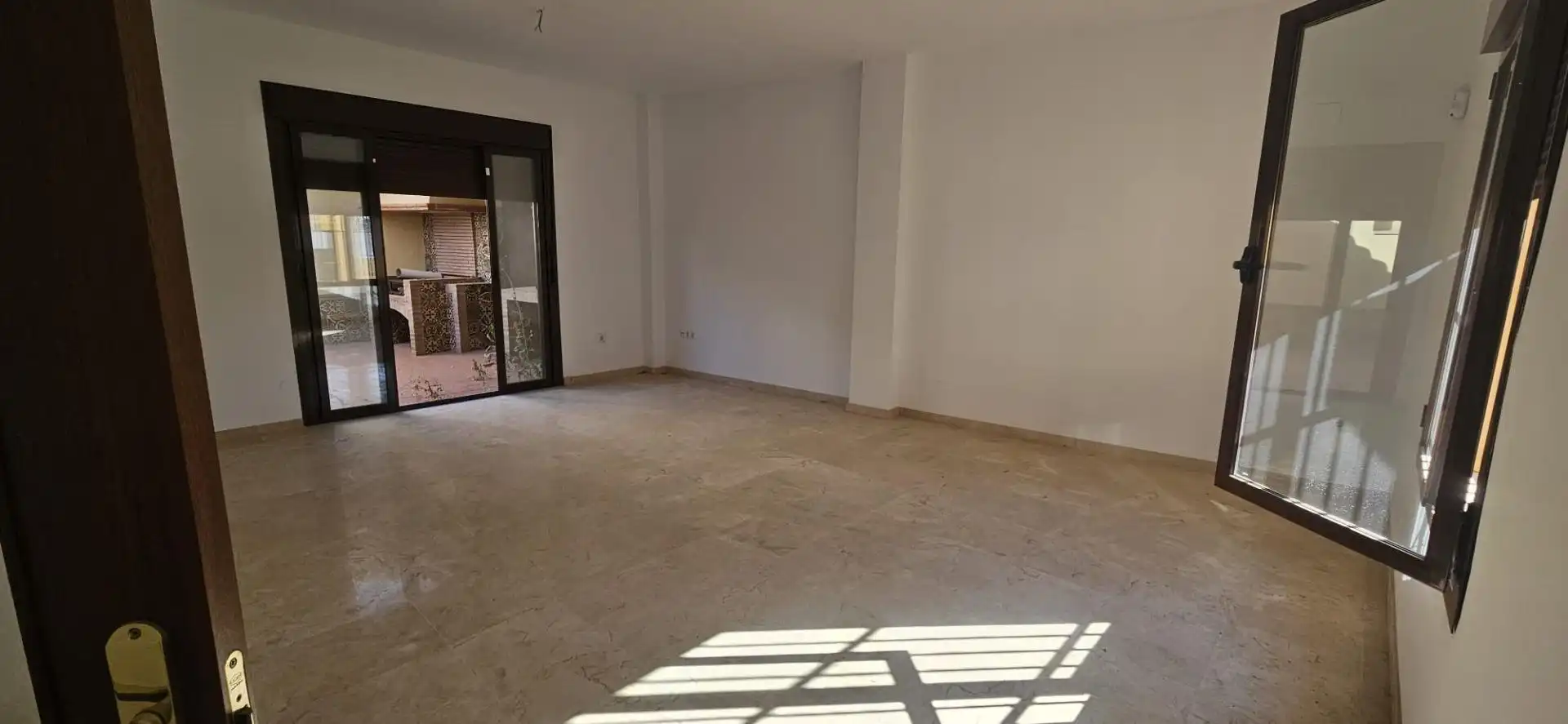Casa con giardino in vendita a Brenes, imagen 5