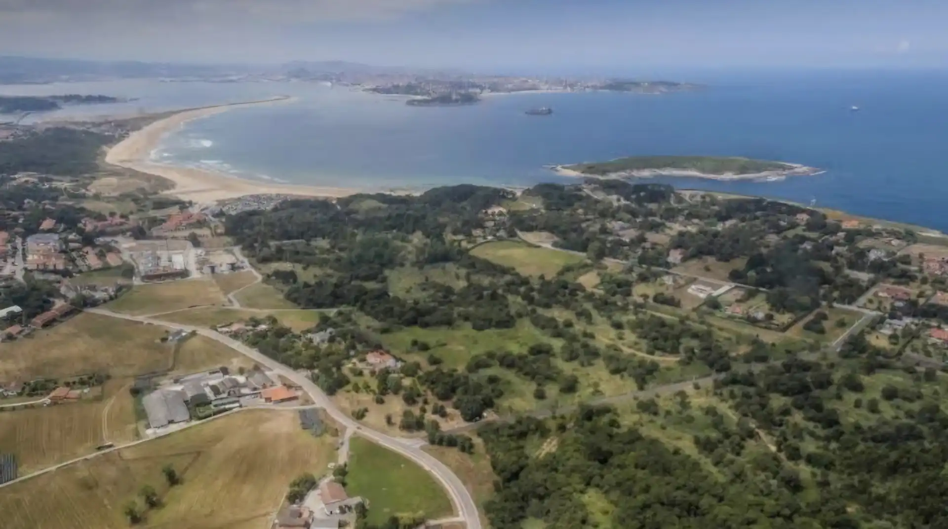 Terreny residencial en venda a Galizano, imagen 2