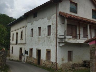 Casa aparellada en venda a UDALLA