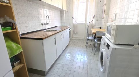 Foto 2 de Piso en venta en Blas de Otero Kalea, San Pedro de Deusto - La Ribera, Bilbao