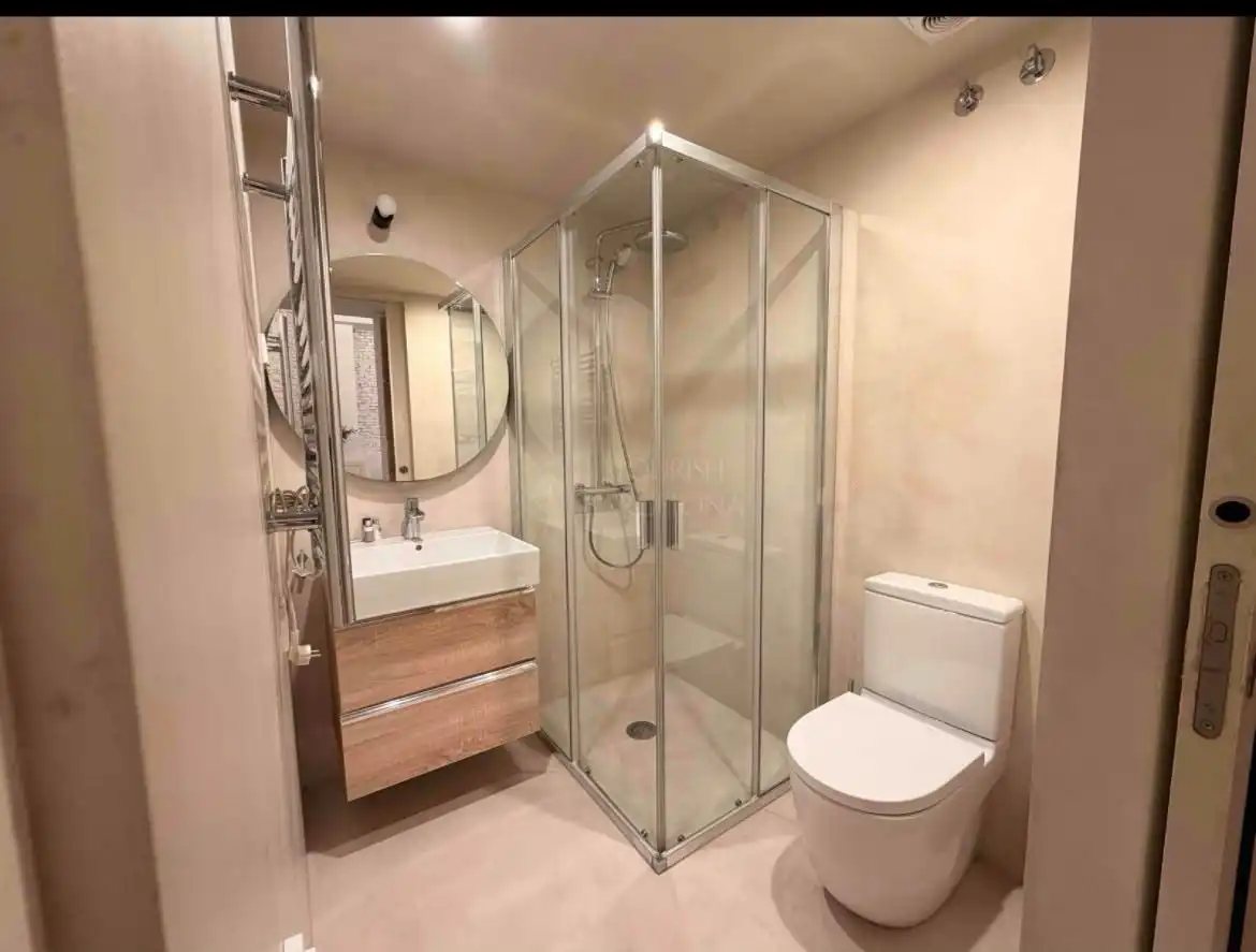 Apartamento con piscina en venta en Ciutat Vella, imagen 17