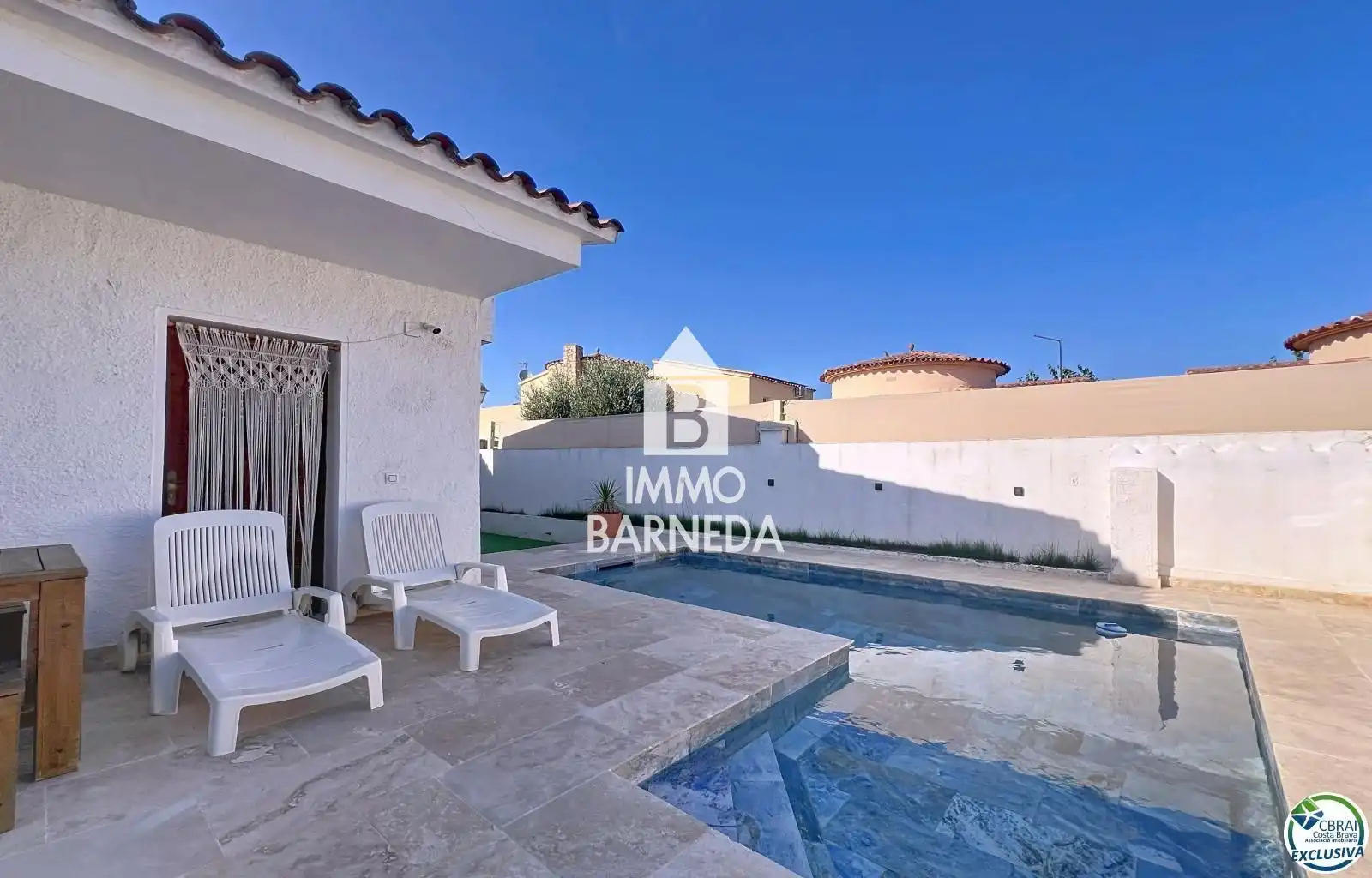 Vista exterior de Casa o chalet en venta en Empuriabrava con Aire acondicionado, Calefacción y Terraza