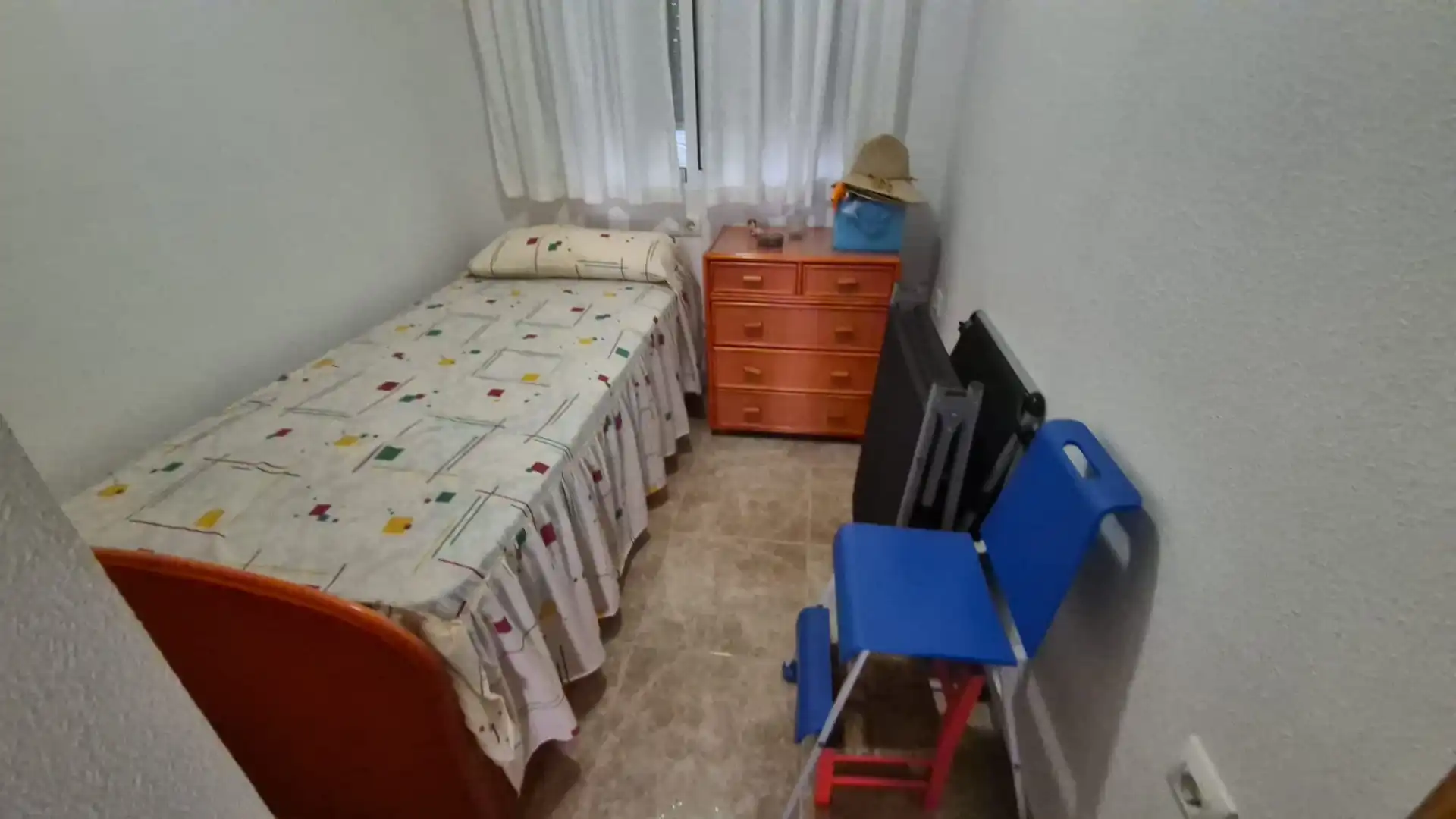 Habitación de Casa adosada en venta en Pilar de la Horadada con Aire acondicionado, Terraza y Amueblado