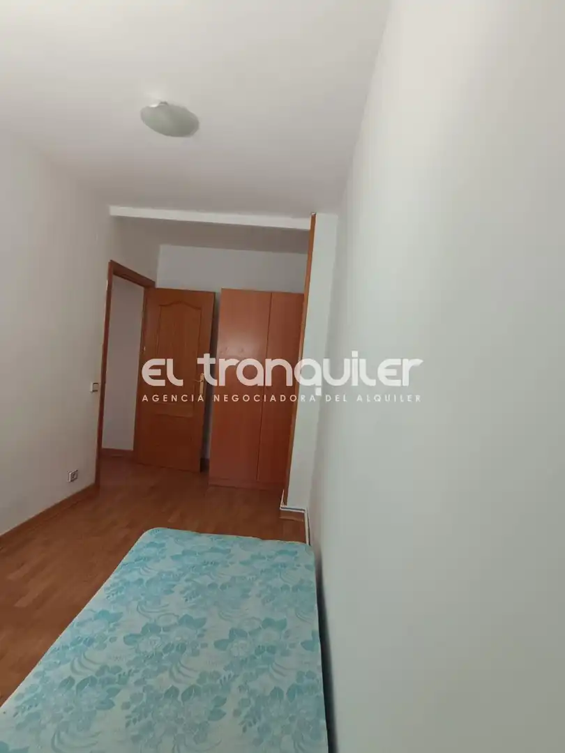 Bedroom of Flat for rent in Madrid  with Terrace and Furnished