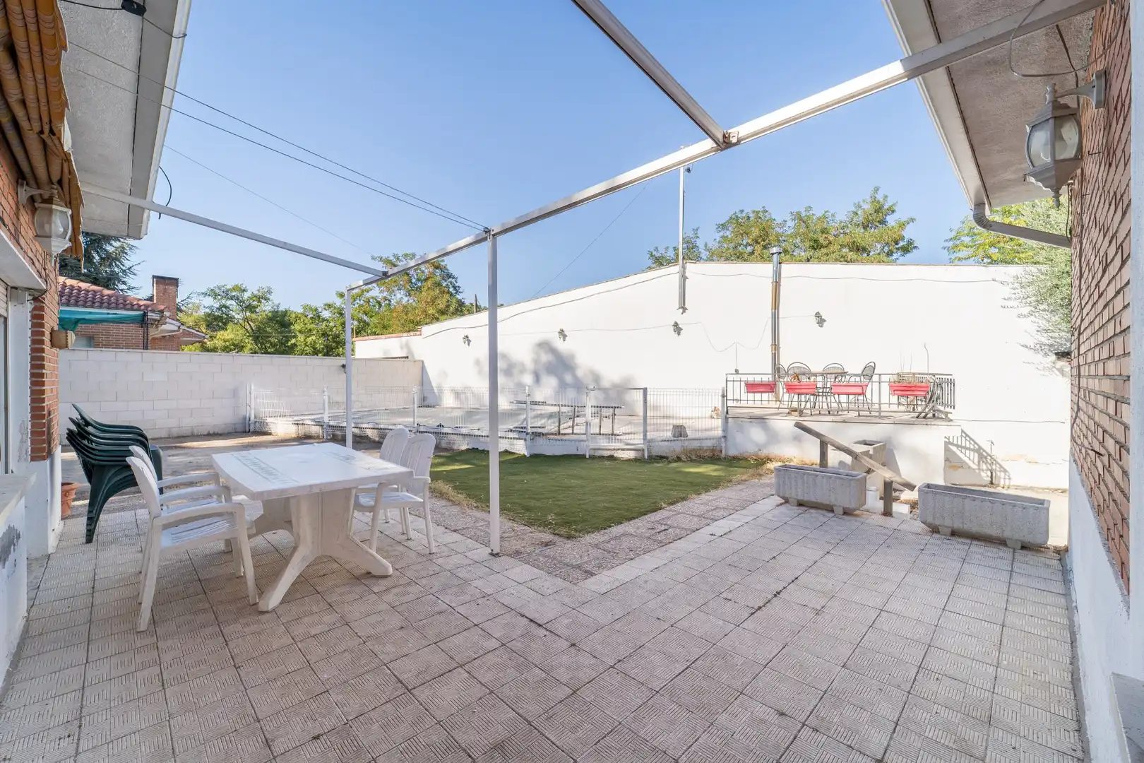 Terrassa de Casa o xalet en venda en Brunete amb Calefacció, Jardí privat i Traster