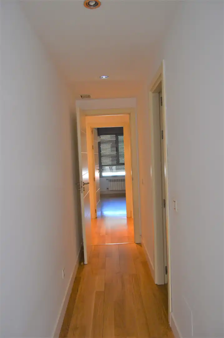 Wohnung zur Miete in Madrid mit Klimaanlage, Heizung und Parkett