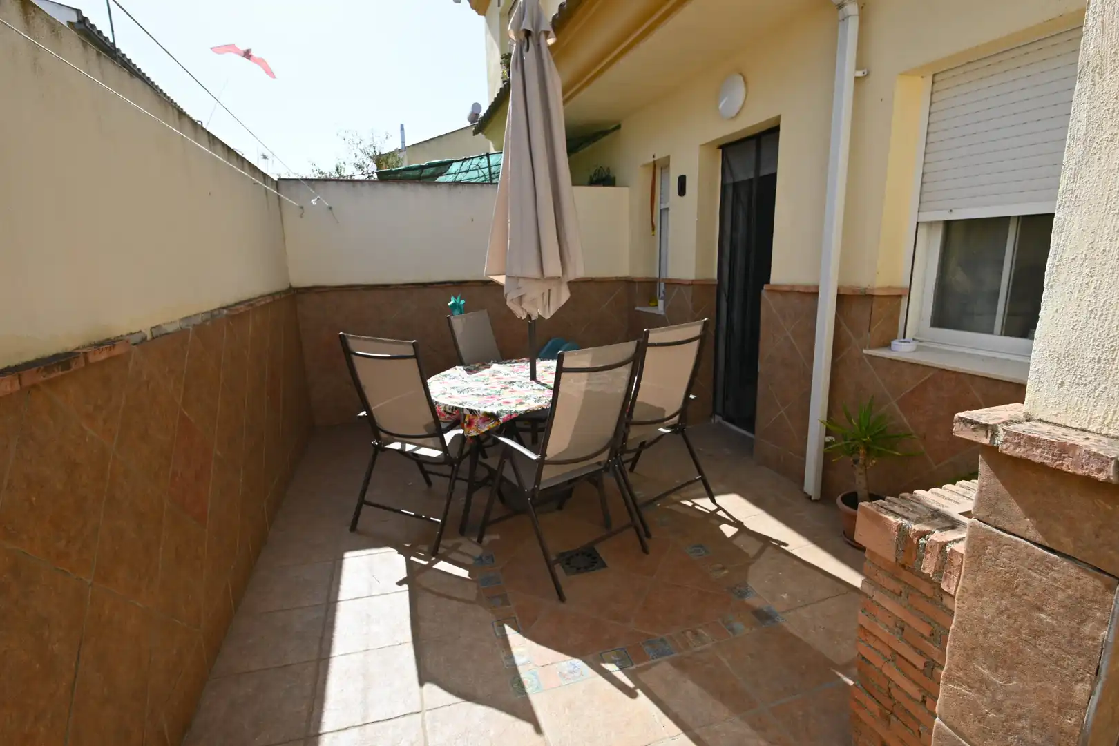 Terraza de Casa adosada en venta en Las Gabias con Aire acondicionado, Trastero y Balcón