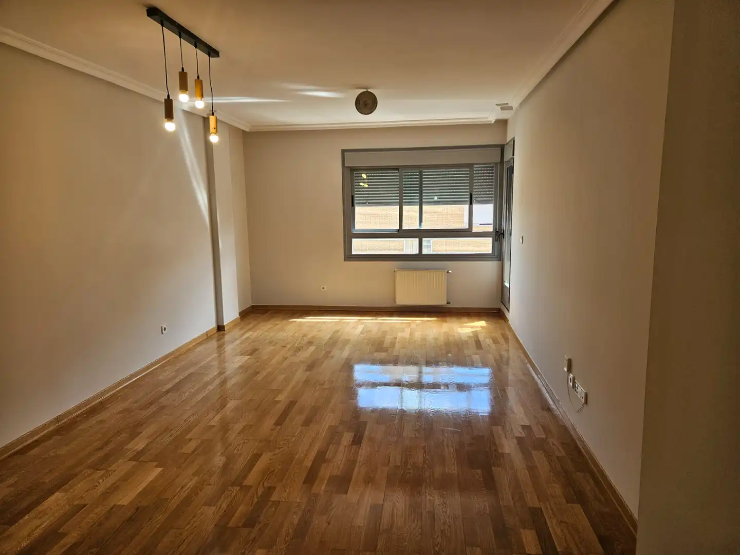Flat with terrace to rent in Calle María Auxiliadora, imagen 2