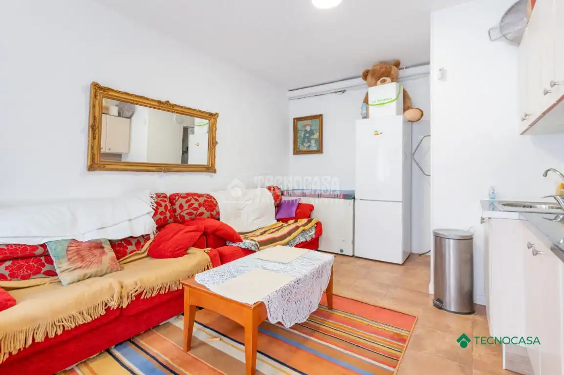 Flat for sale in Roquetas de Mar  with Air Conditioner and Community pool