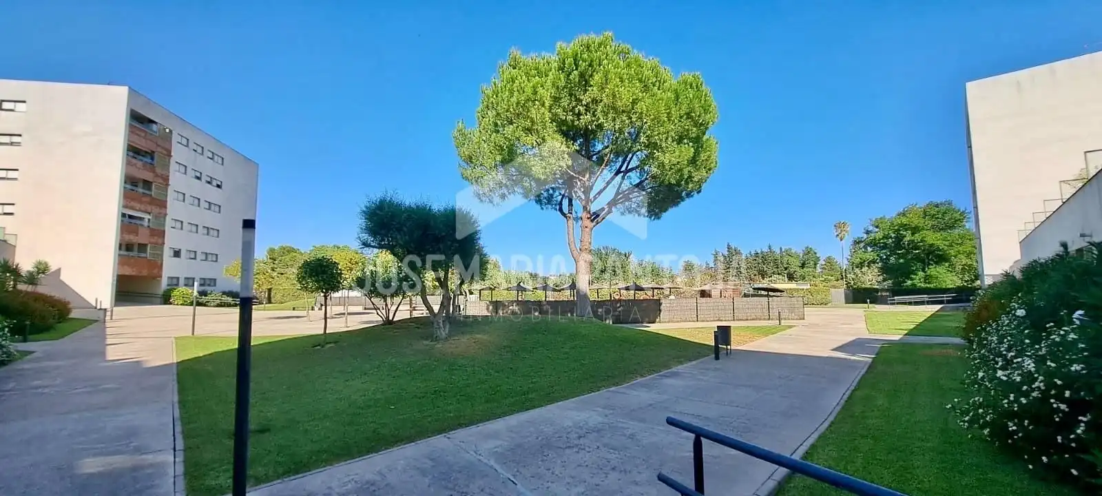 Aparcament de Pis en venda en Jerez de la Frontera amb Aire condicionat, Calefacció i Parquet