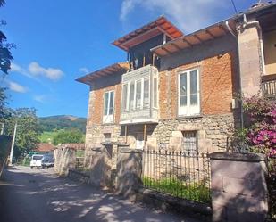 Exterior view of Single-family semi-detached for sale in Anievas  with Private garden