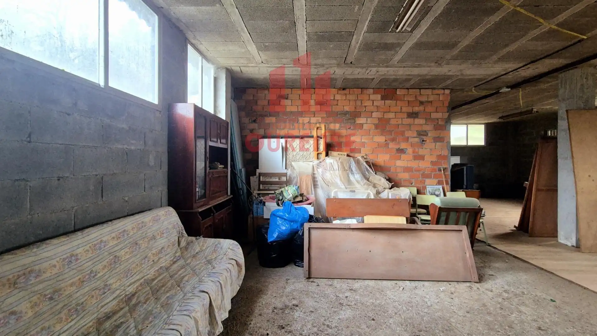Industrial buildings for sale in Amoeiro