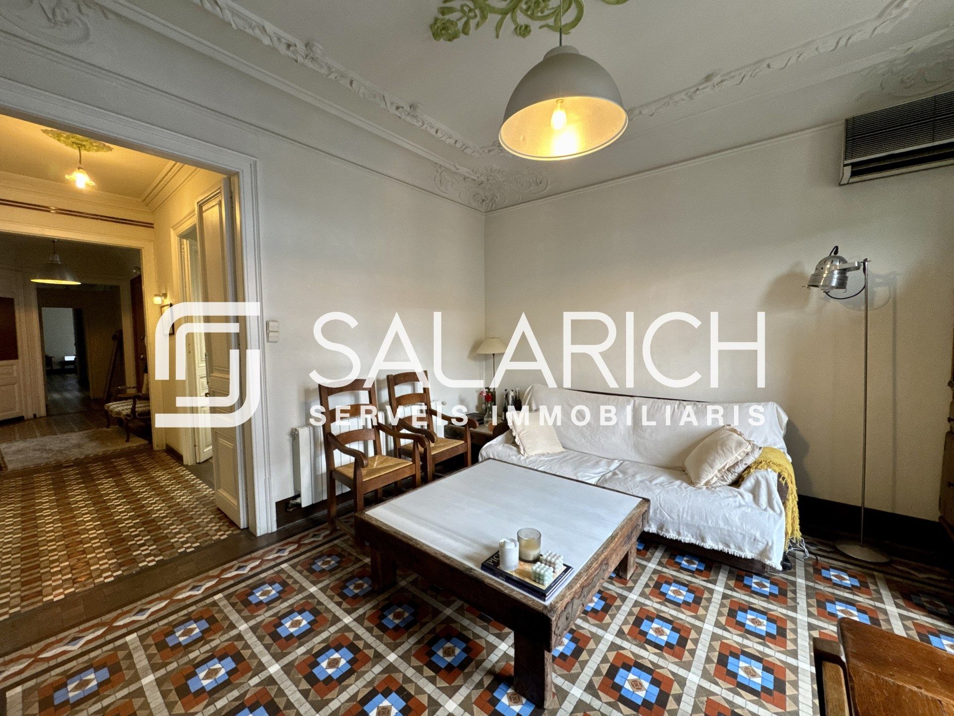 Sala de estar de Piso en venta en  Barcelona Capital con Aire acondicionado, Calefacción y Balcón