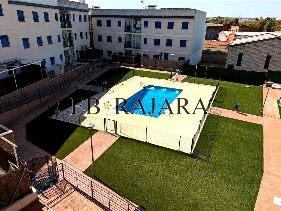 Piscina de Pis de lloguer en Talavera de la Reina amb Calefacció, Terrassa i Piscina comunitària
