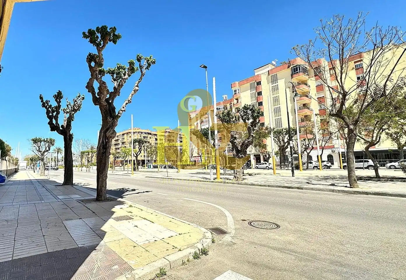 Exterior view of Detached homes for sale in Sanlúcar de Barrameda  with Air Conditioner, Terrace and Storage room