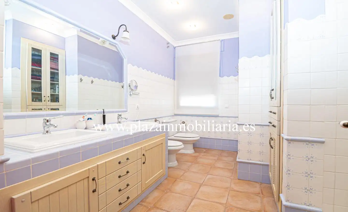 Bathroom of Houses for sale in Lucena