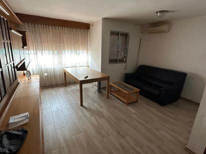 Living room of Flat for sale in Cornellà de Llobregat  with Air Conditioner