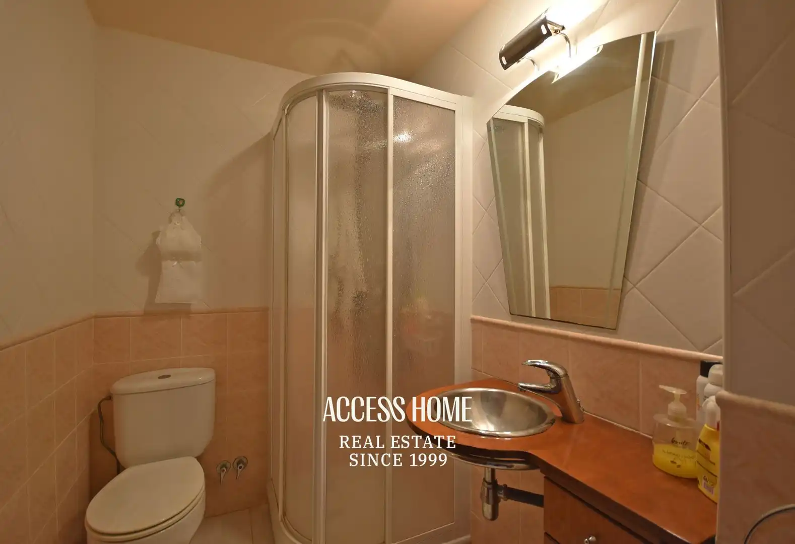Baño de Casa o chalet en venta en Sant Pol de Mar con Calefacción, Trastero y Piscina