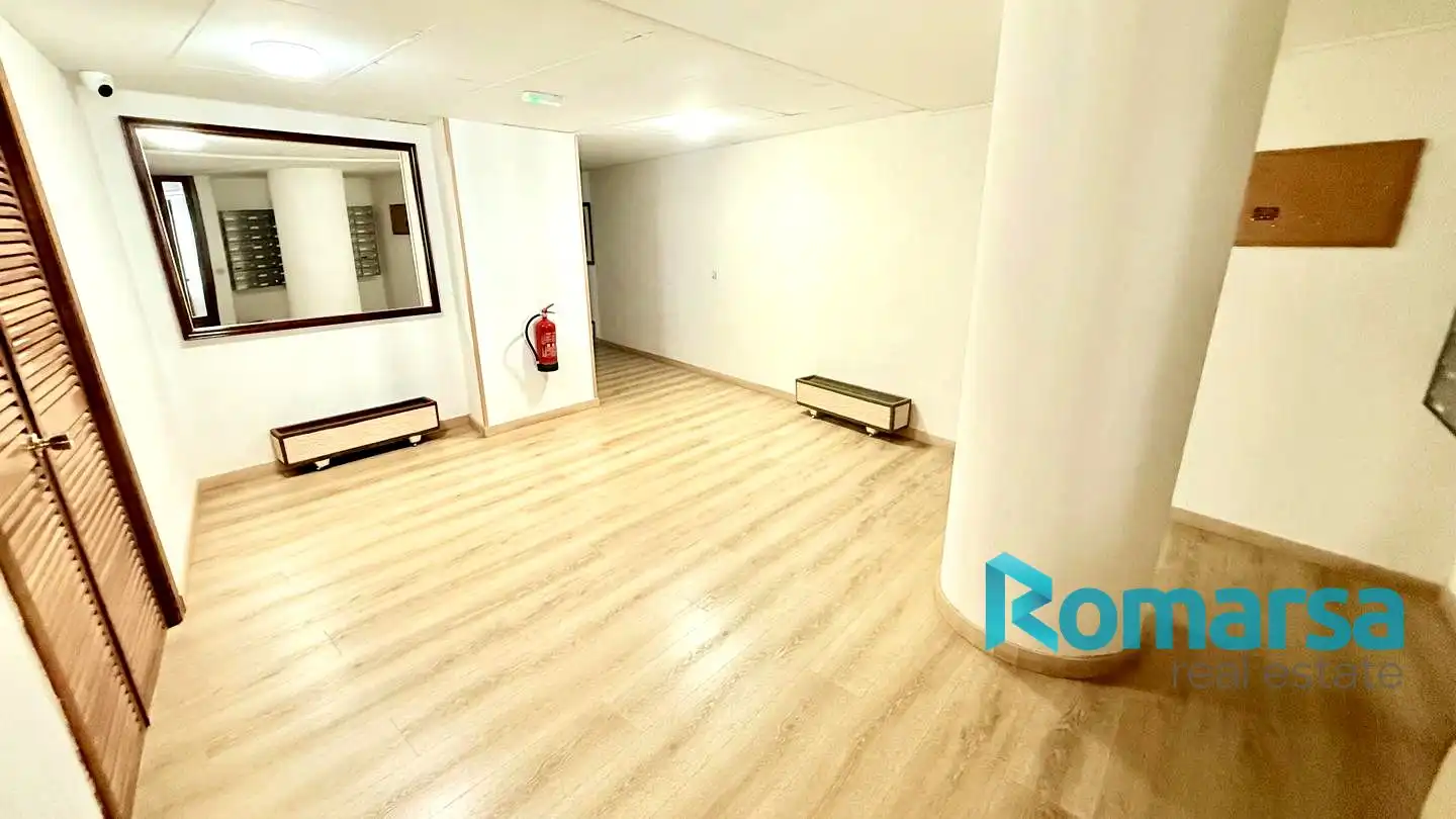 Piso en venta en Ávila con Calefacción, Parquet y Amueblado