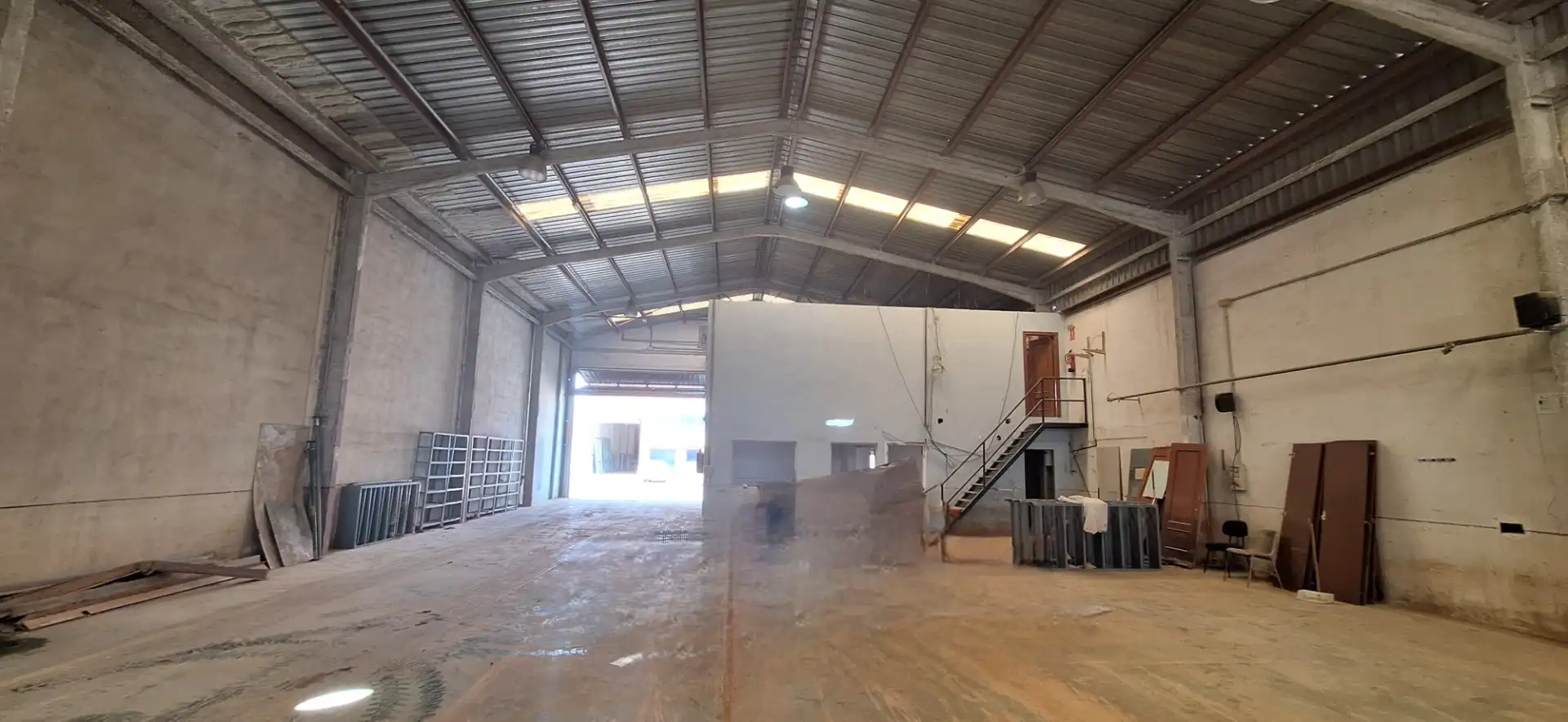 Industrial building to rent in Carrer Pi Blanc 16, imagen 4