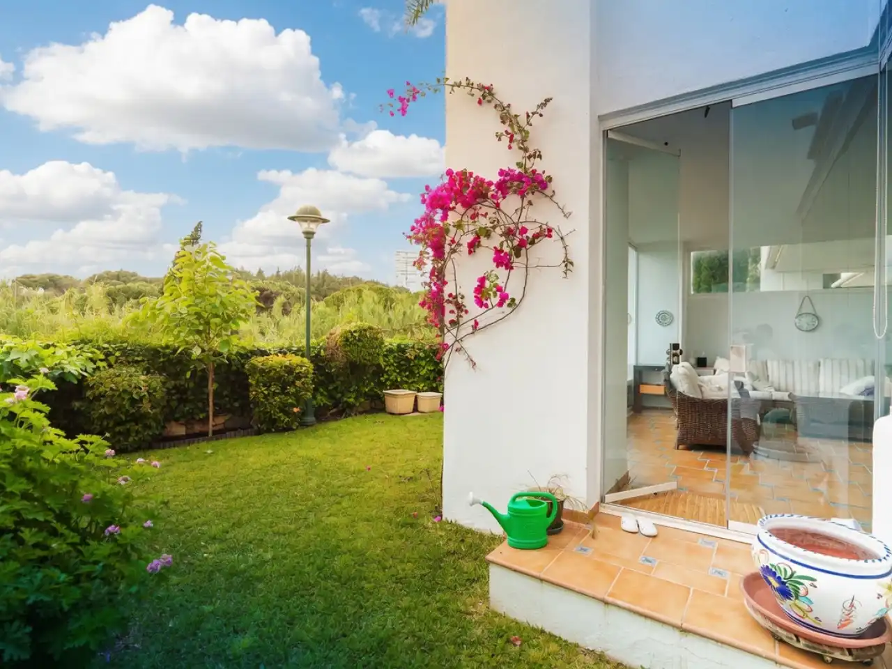 Terraza de Planta baja en venta en Marbella con Aire acondicionado, Calefacción y Jardín privado