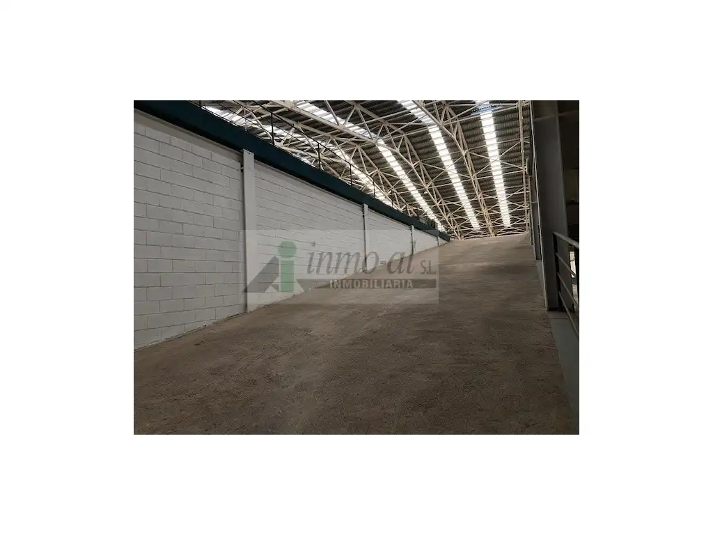 Nave industrial en venta en Les Alqueries / Alquerías del Niño Perdido