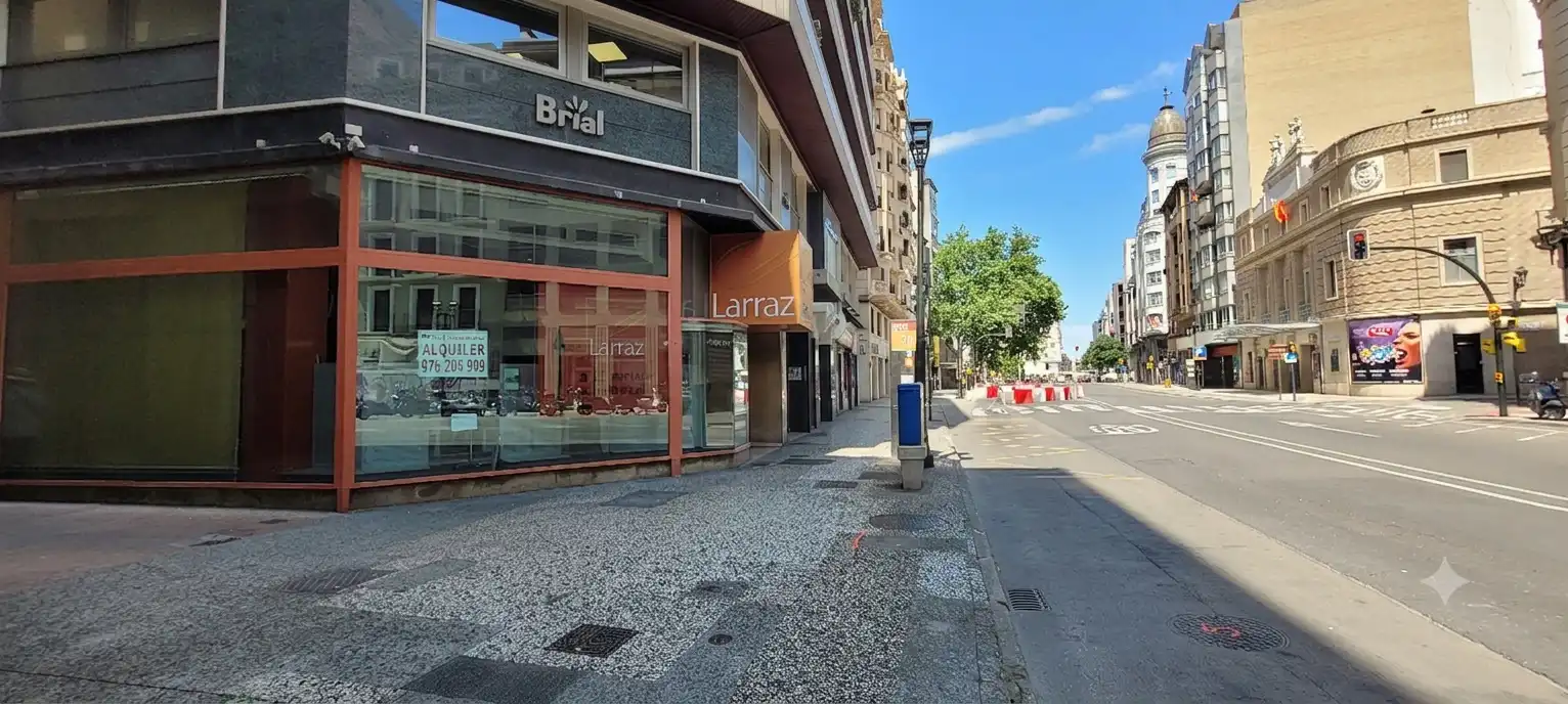 Vista exterior de Local de lloguer en Zaragoza