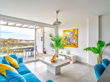 Apartment with pool to rent in La Cala Mijas