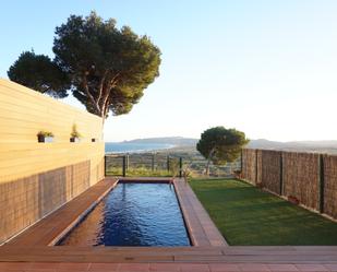 Swimming pool of Single-family semi-detached for sale in L'Estartit  with Air Conditioner, Heating and Private garden