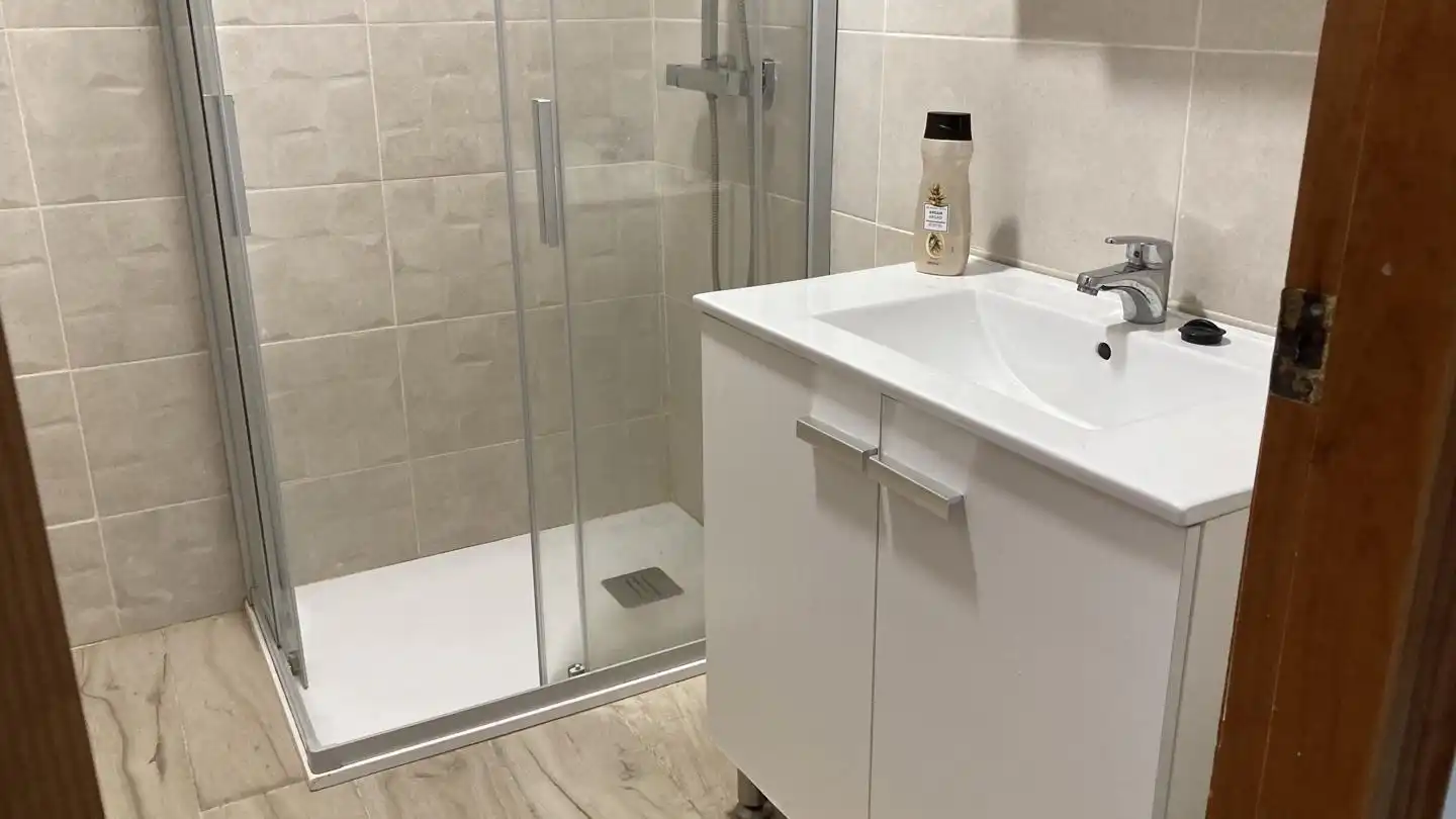 Baño de Piso de alquiler en Garrucha con Terraza
