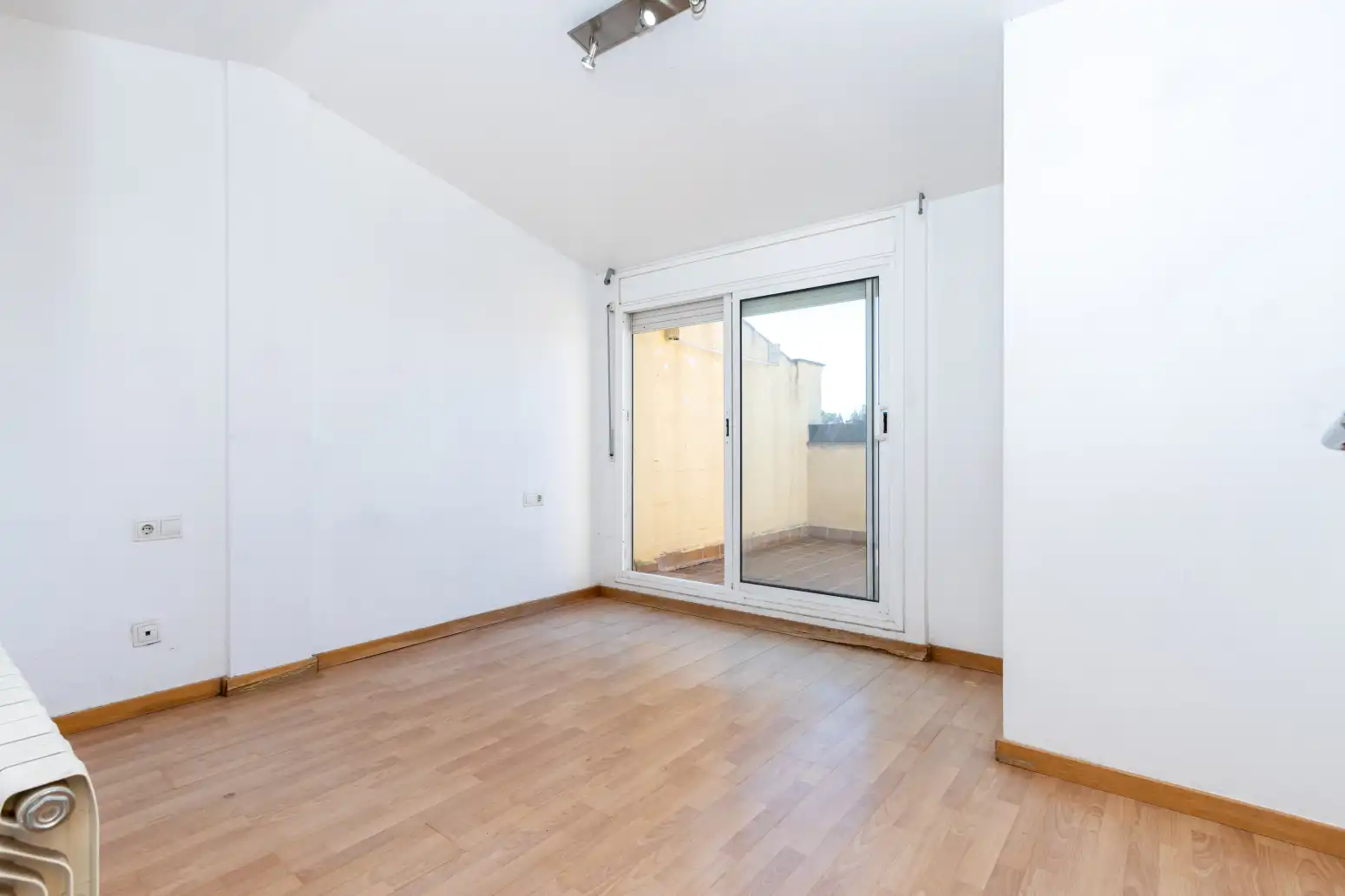 Habitación de Piso en venta en Terrassa con Calefacción, Parquet y Terraza