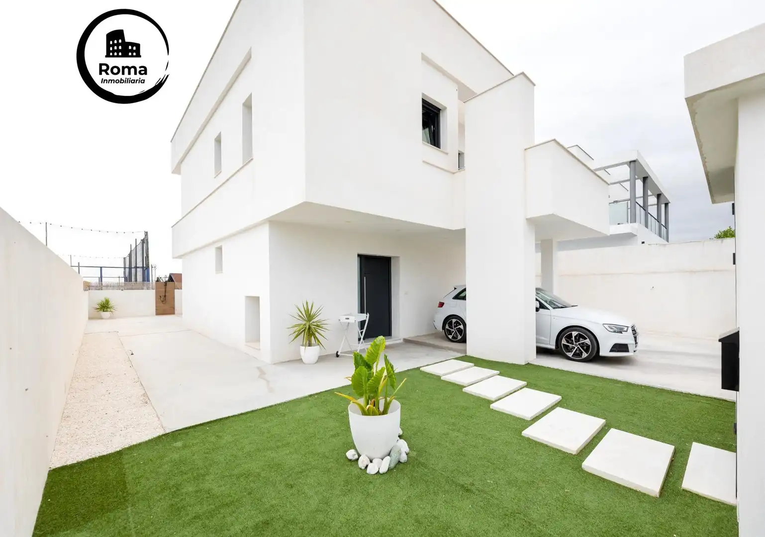 Vista exterior de Casa o chalet en venta en La Zubia con Aire acondicionado, Calefacción y Jardín privado