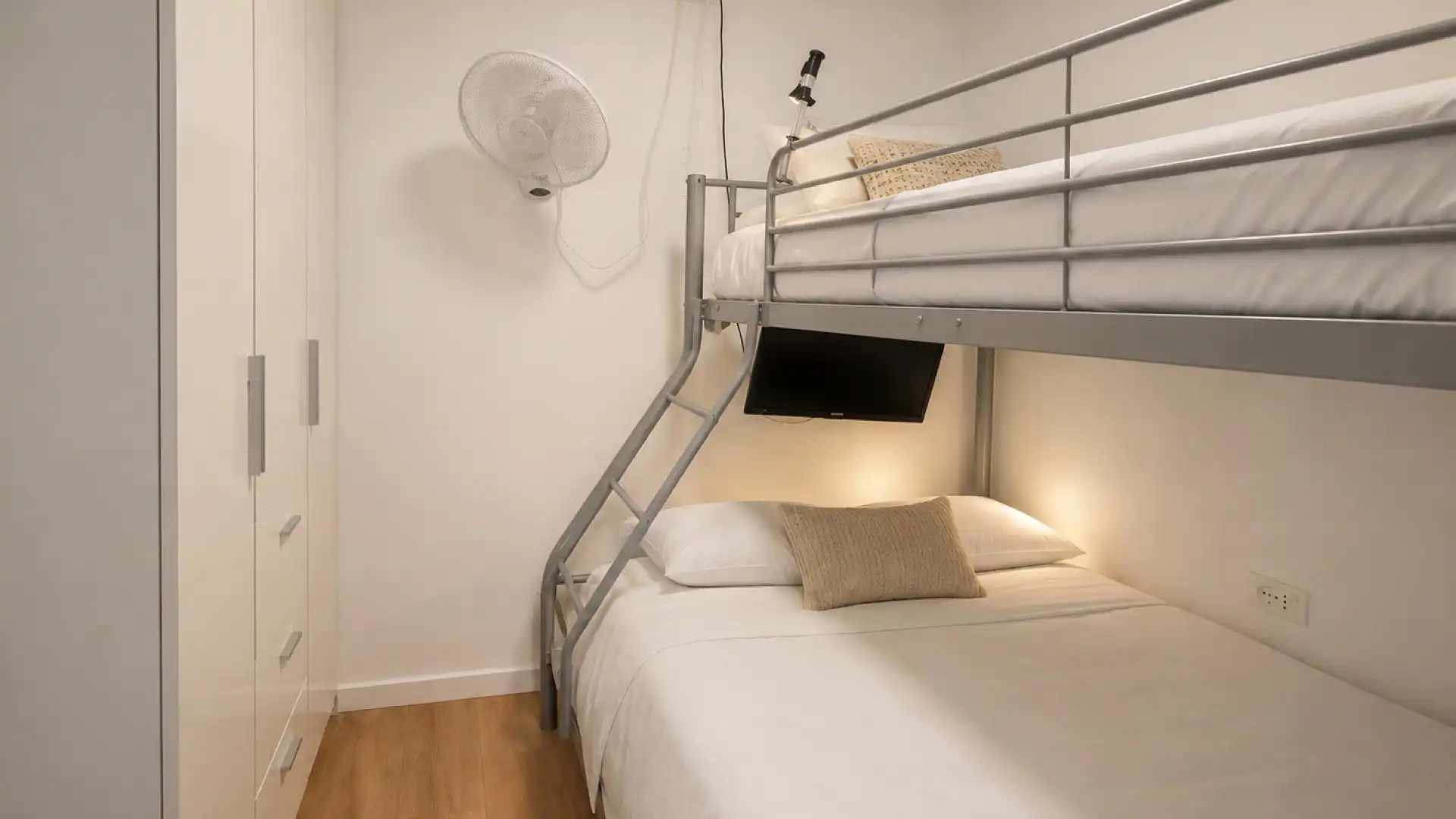 Apartment with terrace for sale in Carrer DELTA MUGA 9, imagen 16