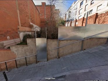 Terrenys i solars en venda a Llatí