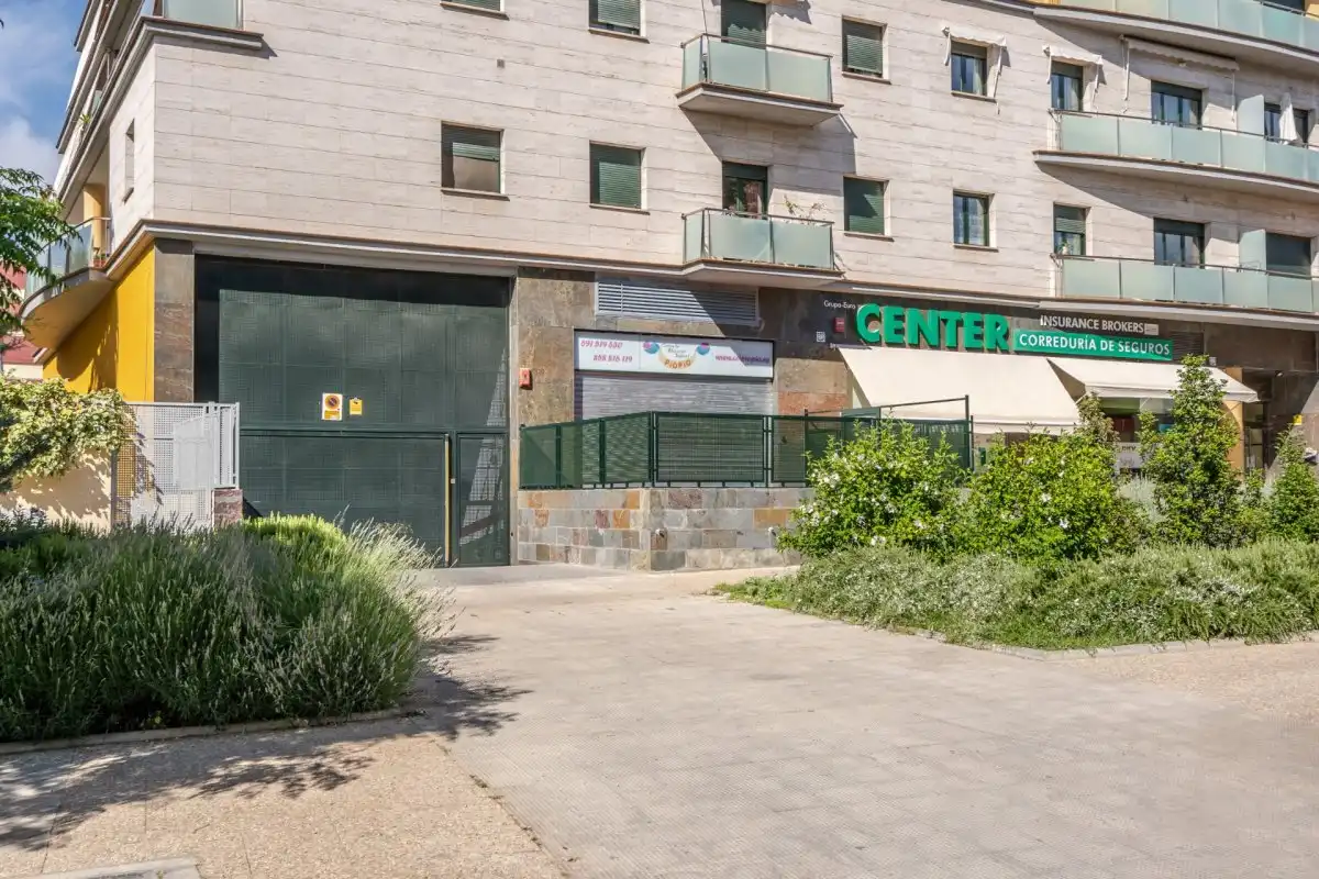 Garaje en venta en Calle muladies, Parque Lagos